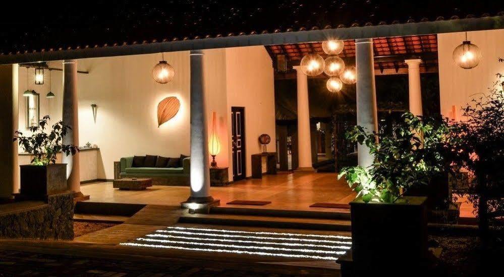 Rangiri Dambulla Resort Eksteriør bilde